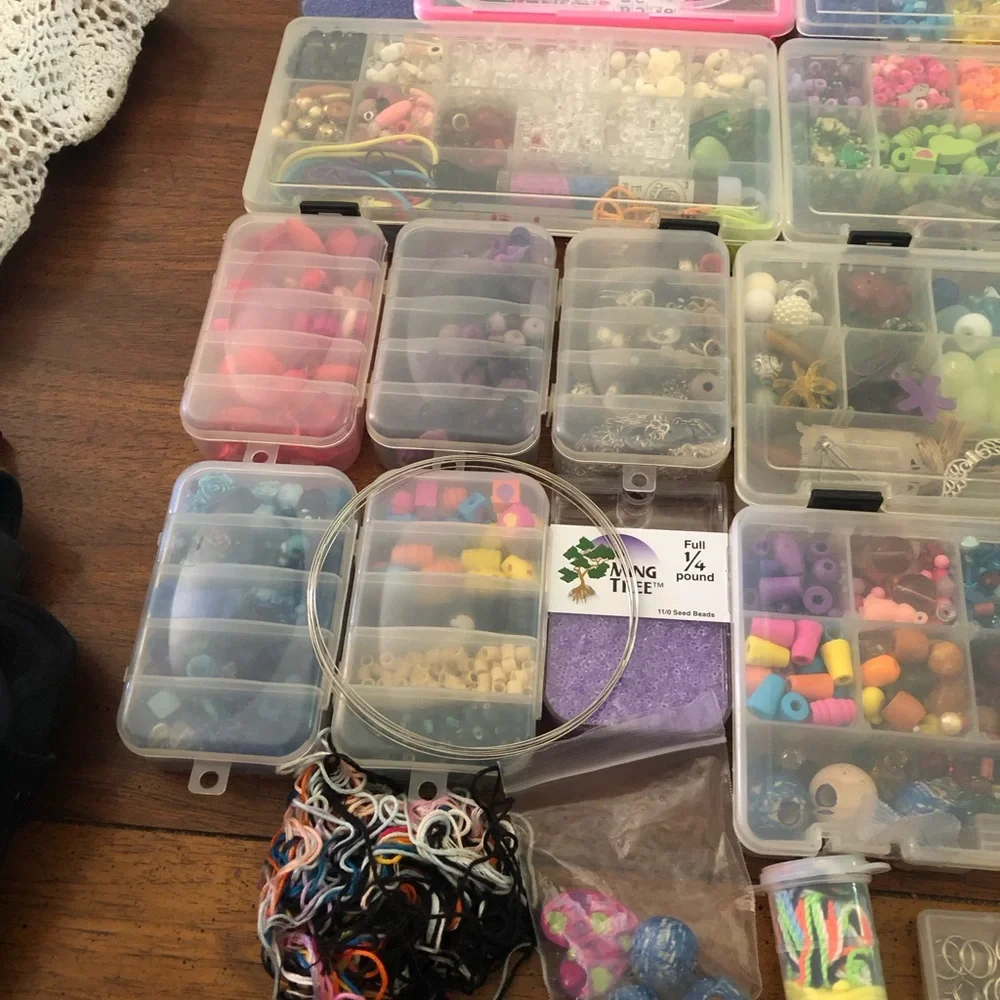 unbranded clear jewelry